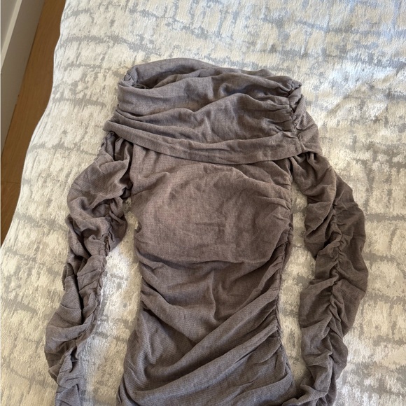 Sovere Rise Mesh Gray Top - Picture 2 of 3